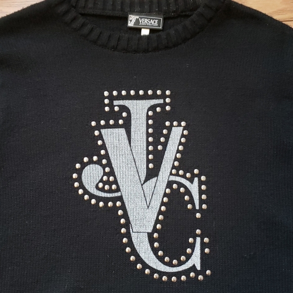Versace knit sweater (medium) - Picture 3 of 10
